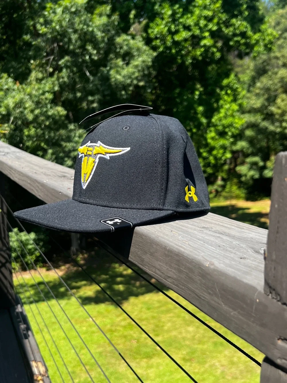 Under Armour San Antonio Brahmas UFL Hat NWT Large Stretch Fit Cap